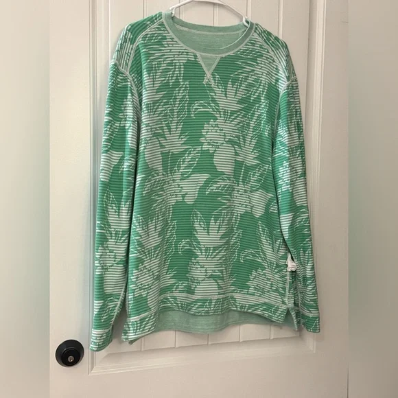 NWOT Men’s Long Sleeve Reversible Tommy Bahama Pullover - Picture 8 of 13